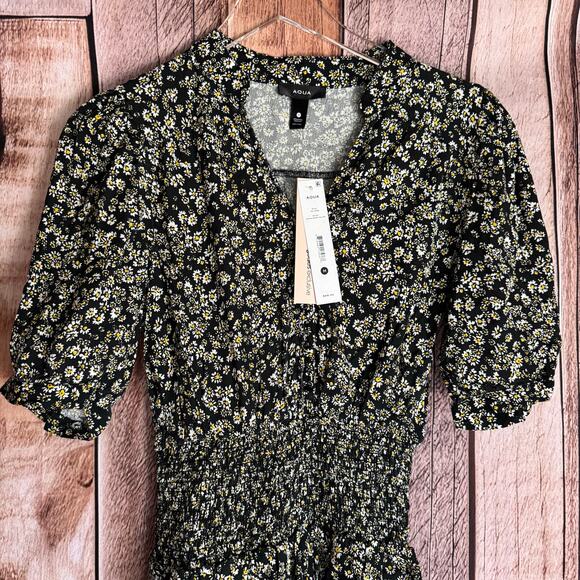 AQUA Floral Smocked Puff Sleeve Daisy Mini Dress Medium Casual Versatile NWT - Picture 3 of 9
